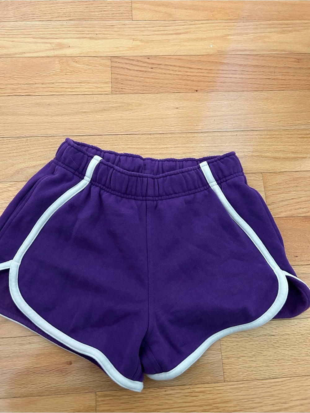 Women new lululemon Purple Athletic Shorts with White Trim